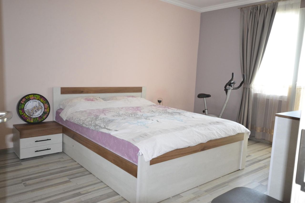 Продава се Двустаен апартамент в Хасково, Бадема - 62 кв.м за 1398 €/кв.м - Снимка #3