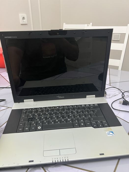 Продам ноутбук  fitsu siemens