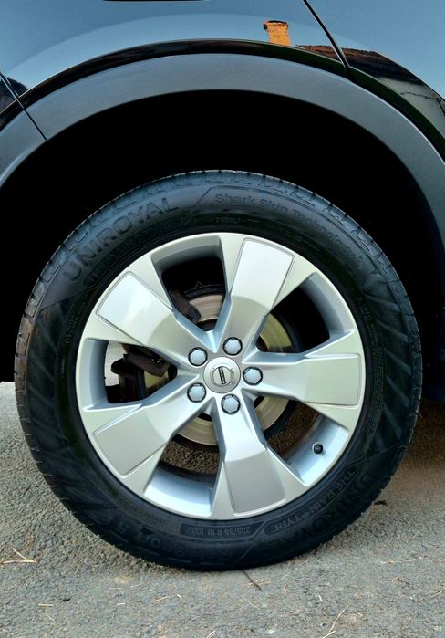 Jante Originale Volvo 18'' XC40 XC60 S60 V60 + Anvelope Vara DOT 2023