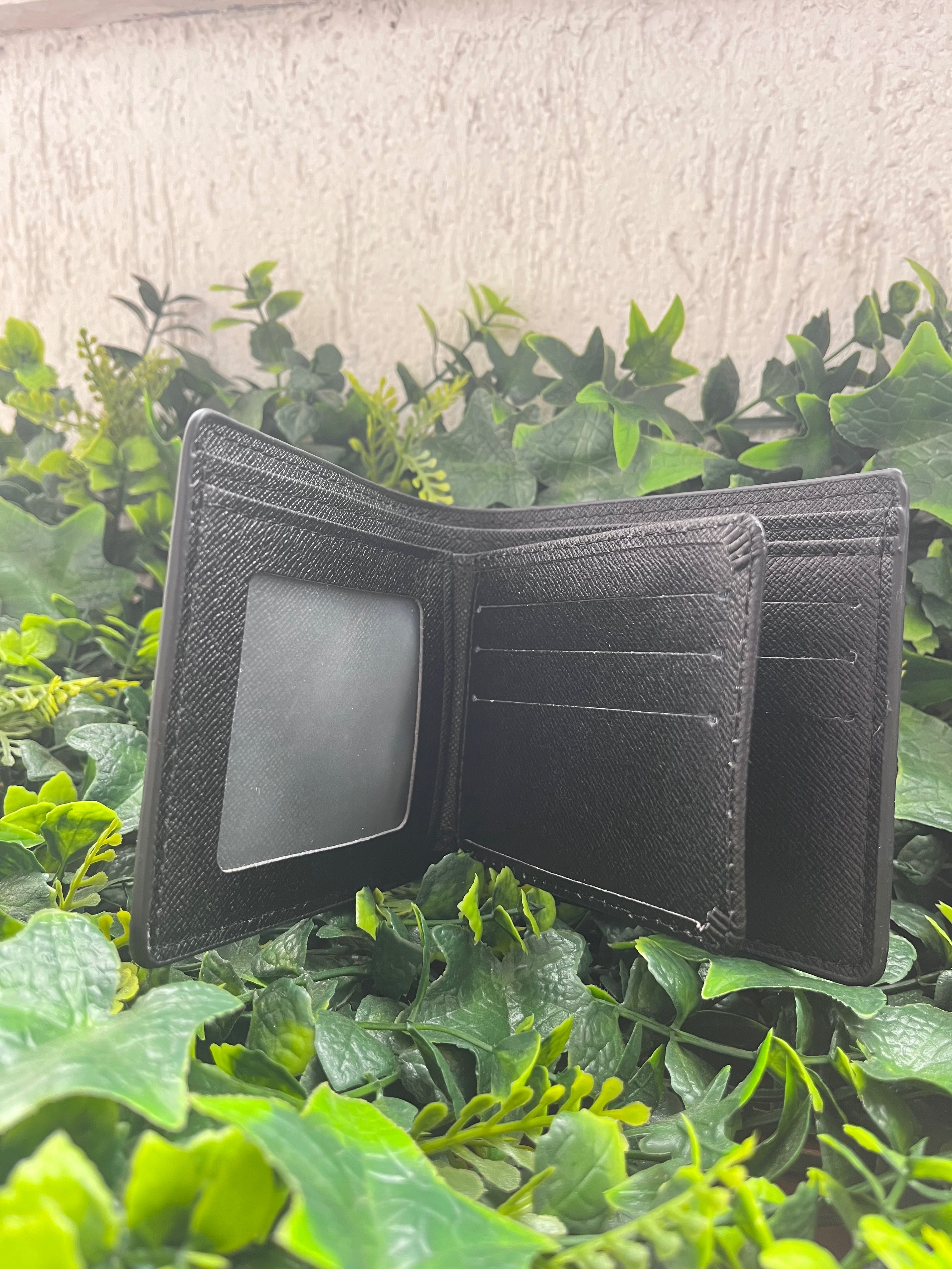 Louis Vuitton портфейл