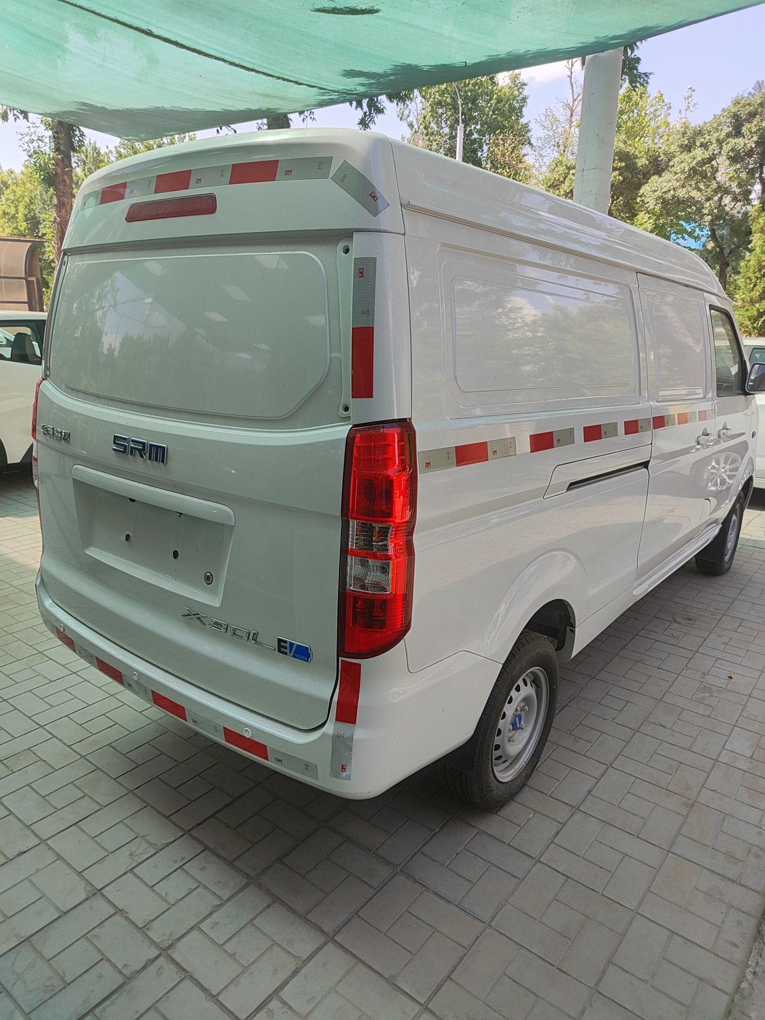 CRM X30L   305km
