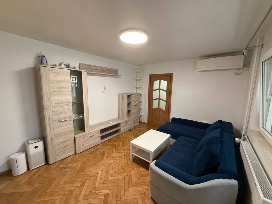 Apartament 4 camere, Apusului Militari