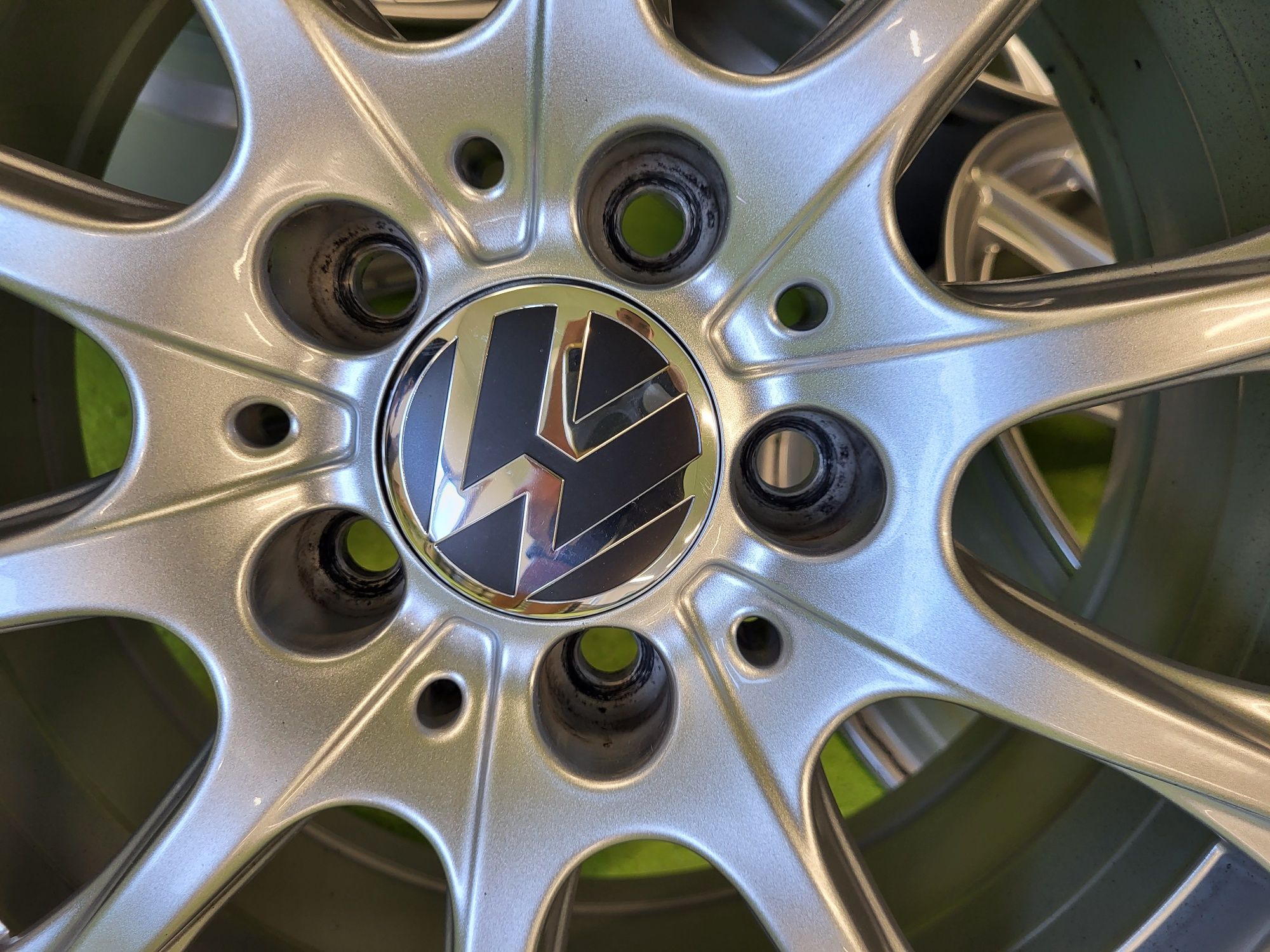 16 5x112 Vw Passat Touran Caddy Golf 5 6 7 5х112 тоаран