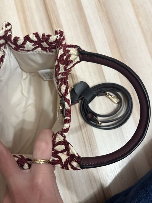 Mango и H&M чисто нови чанти