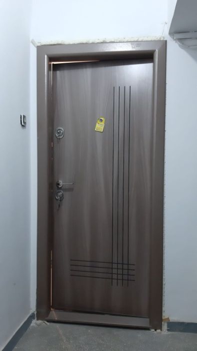 Usa MEGA DOOR Prestige   1 750 lei