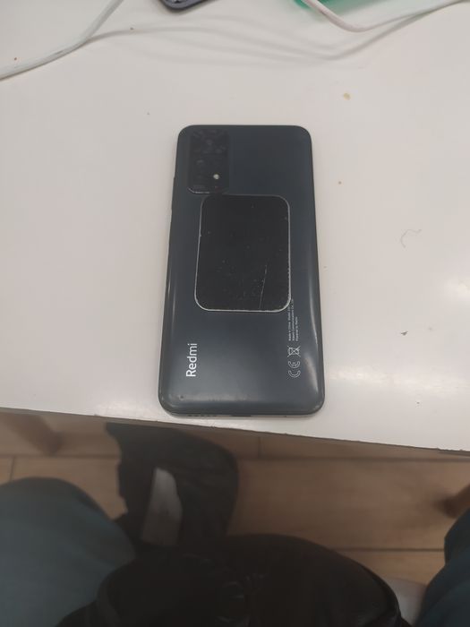 Редми ноте 11 /6/128/ тали сотилади.