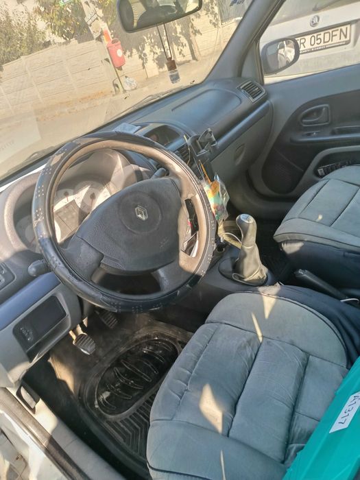 Vând autoturism Renault Symbol 1.5 dci