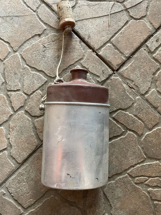 Plosca miitara din aluminiu din anii 1940