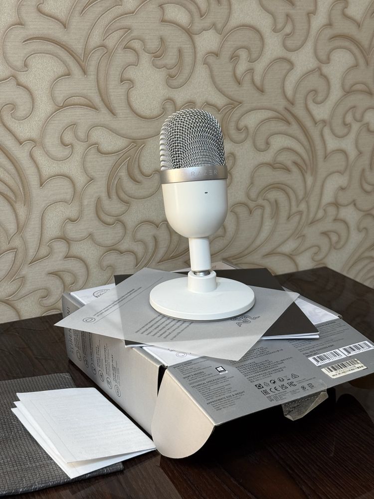 Razer Seiren Mini – студийный микрофон