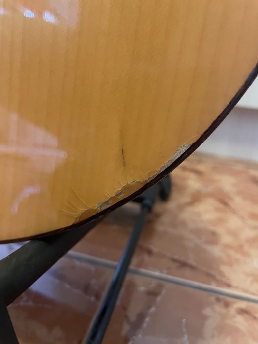 Chitara clasica flamenco Alhambra 4F Vintage cu defecte