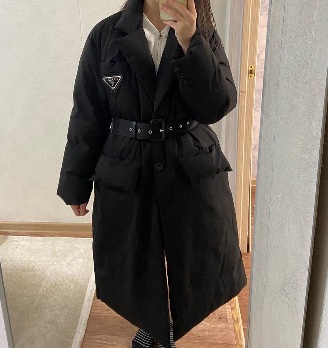 Продам куртку Prada