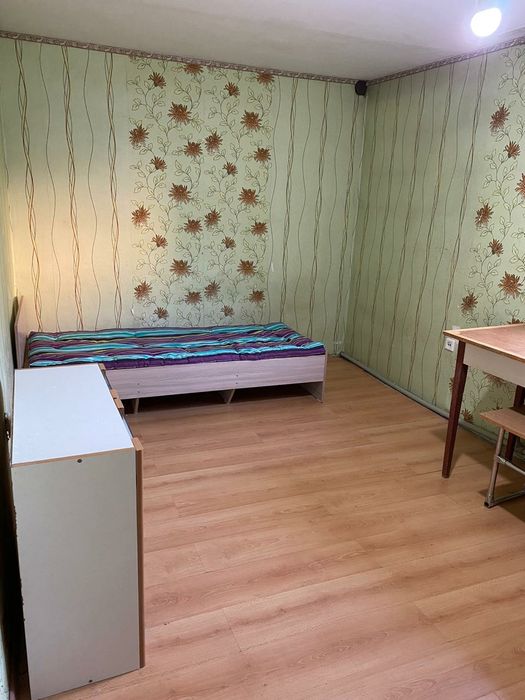 Сдам комнату в общежитии  районе Момышулы и Абылайхана