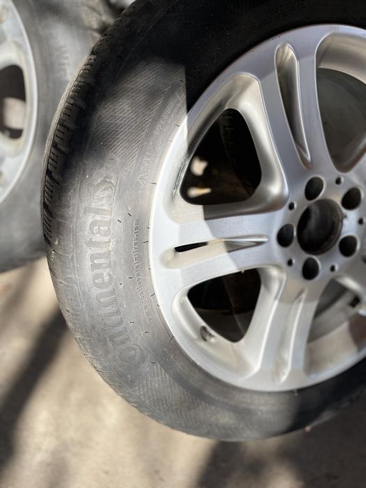 Гуми за Мерцедес