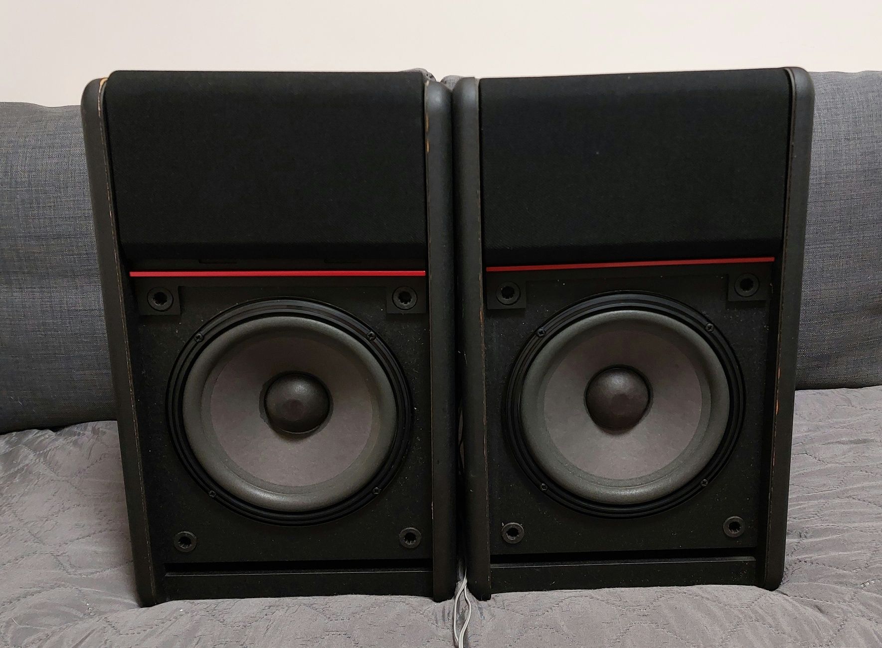 Колони Bose 305 Direct Reflecting много запазени и мощни