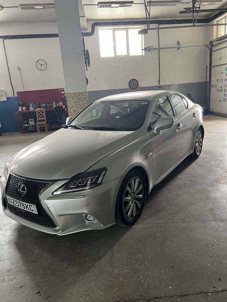 Продается lexus is 300 в идеальном состоянии