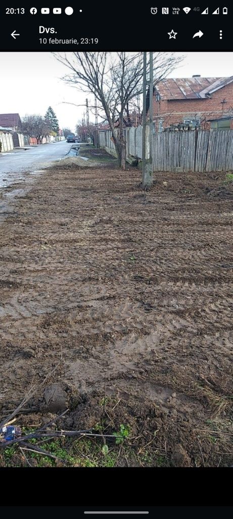 Execut lucrări cu miniexcavator
