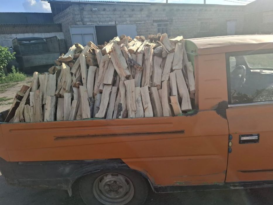 Пирожковоз двора в мешках