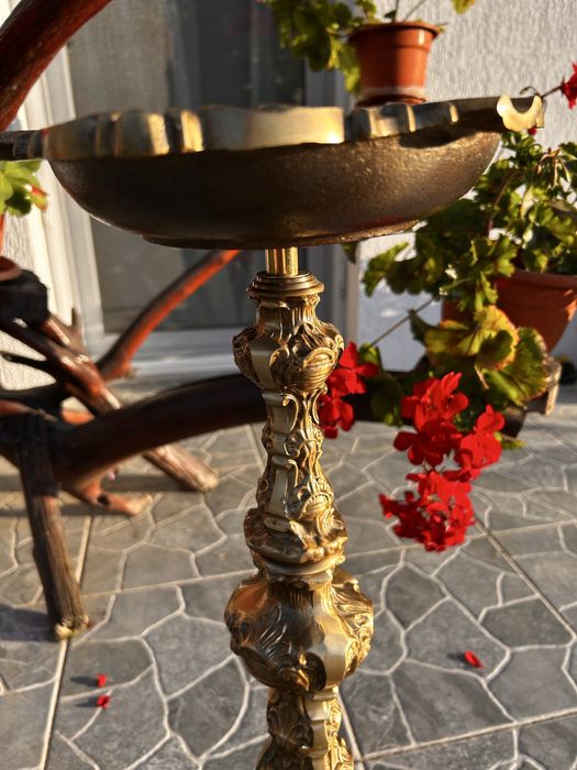 Scrumiera baroc din bronz masiv
