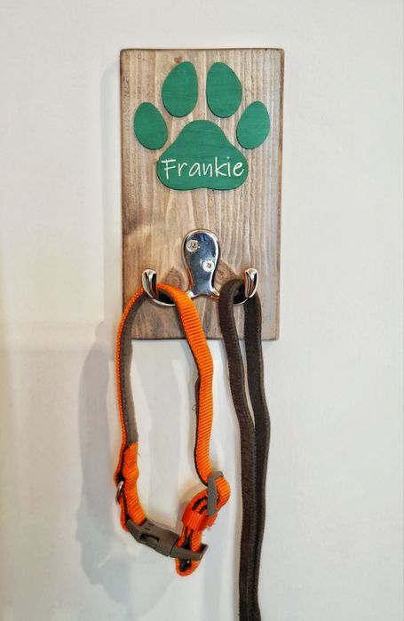 Cuier personalizabil pentru lesa/zgarda