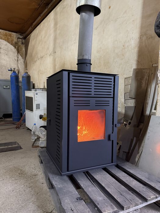 Печь для обогрева “PRO-820” на пеллетах,камин,печь,котёл,обогреватель