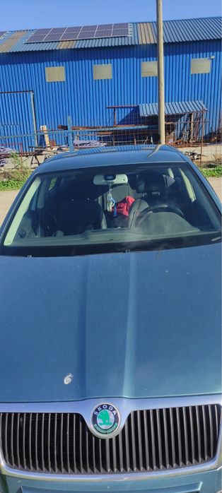 Skoda Octoavia 2 (plus una pentru piese)