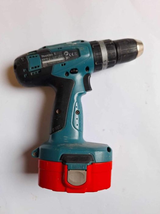 Винтоверт Makita 8391D/18V с батерия 1.3Ah и куфар