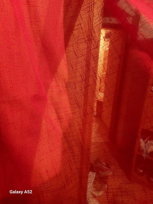 Продавам пердета