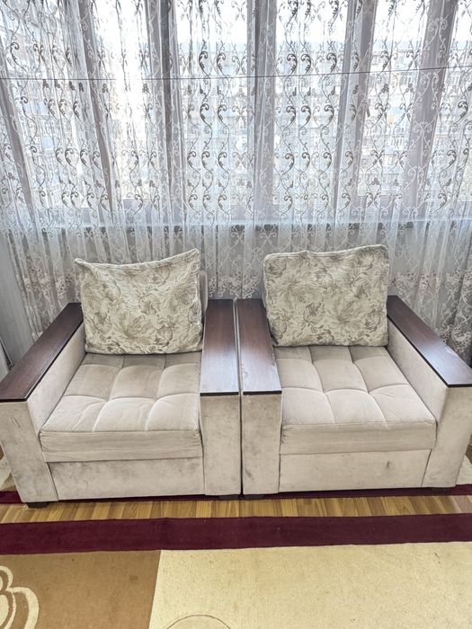 Диван и  2 кресла