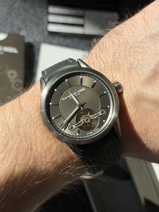 *Чисто нов* Автоматичен часовник Raymond Weil Freelancer 42mm