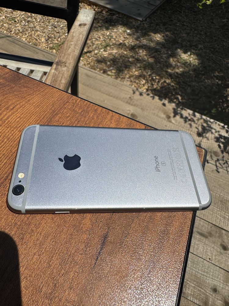 iPhone 6s   64gb