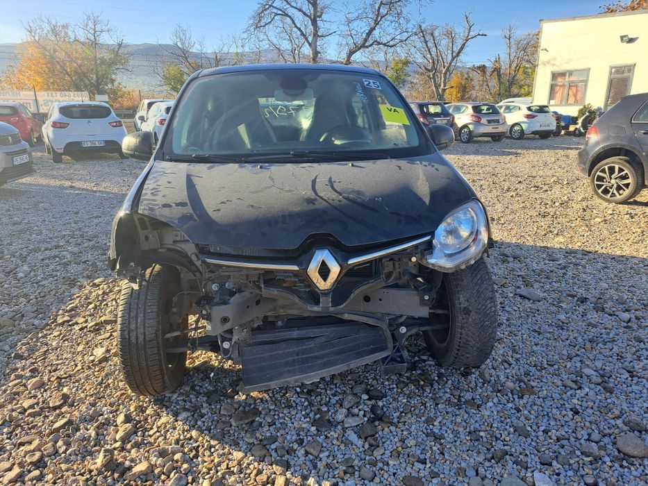 Renault Twingo 1.0 i за части 2021г