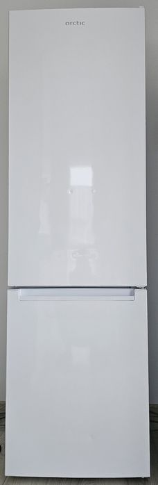 Frigider Arctic 300 L