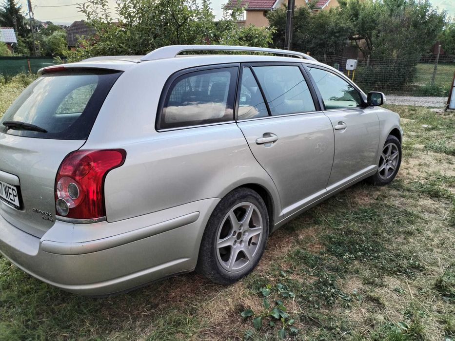 Vand Toyota Avensis 2006