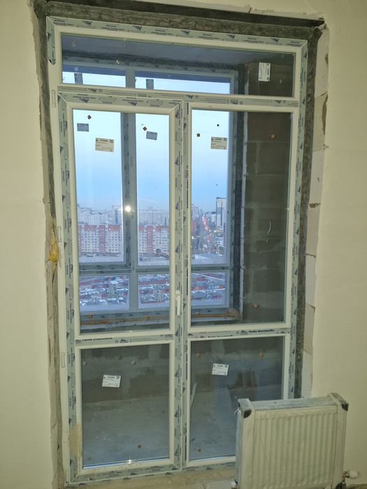 Стеклопакет с дверью.