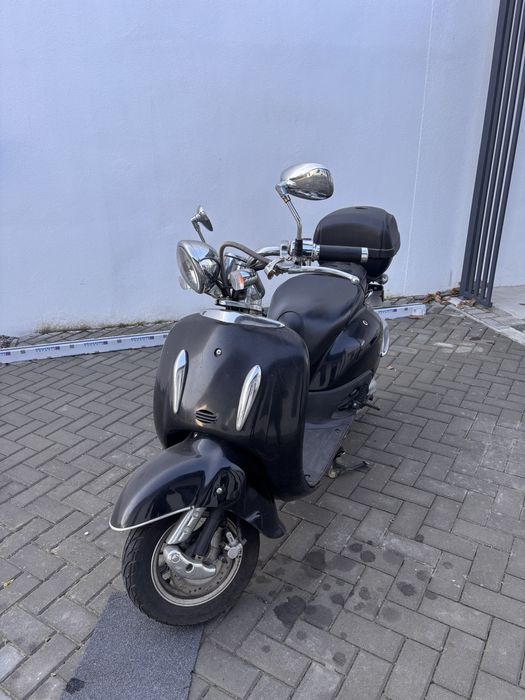 Scuter 125 cmc in stare perfecta de functionare