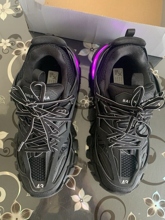 Vand balenciaga track led 43