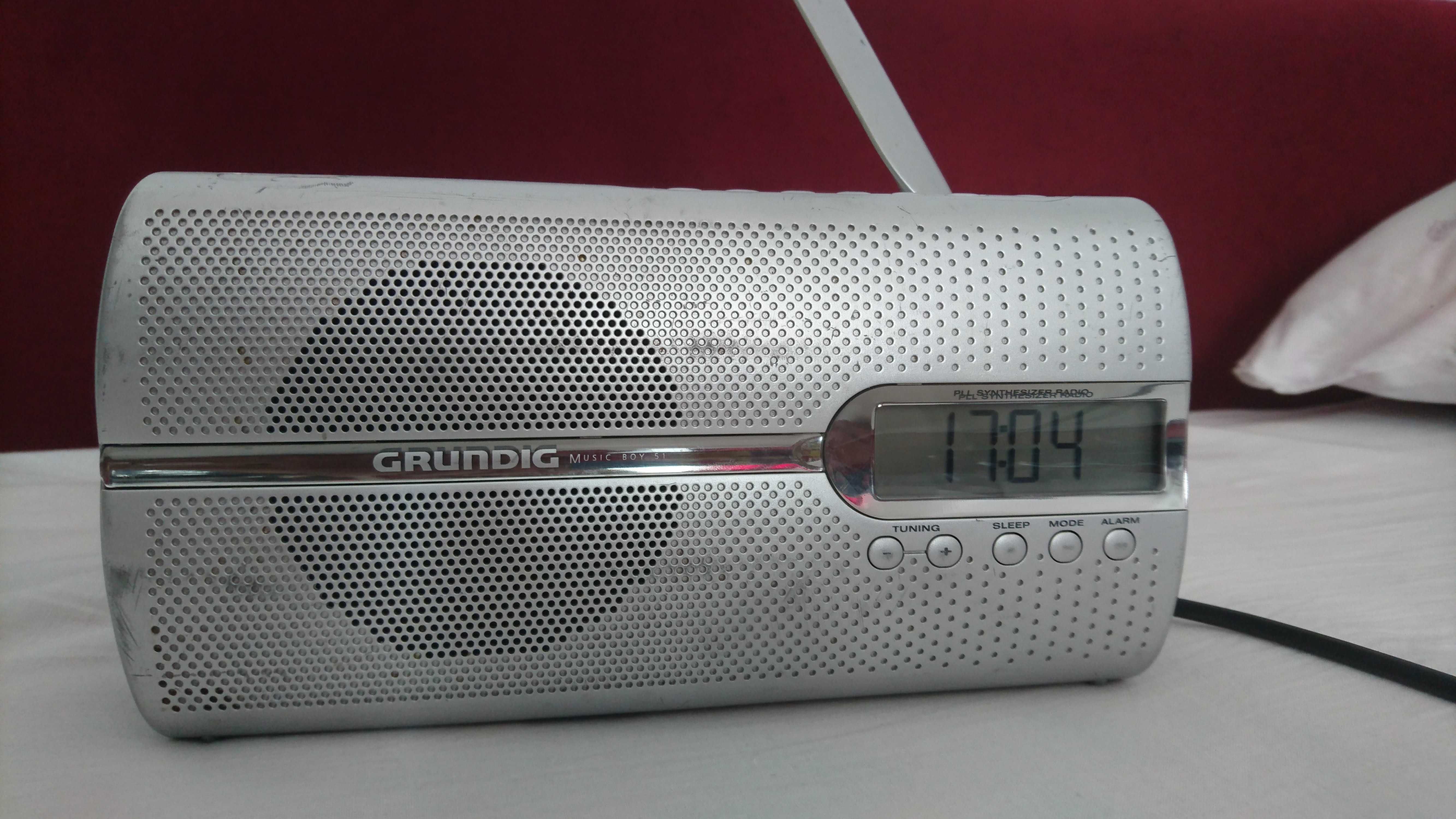 grundig music boy 51 fm clock radio alarm clock 10 preset channels