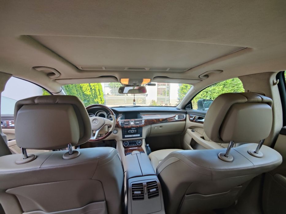 Vând Mercedes CLS 350 4 matic