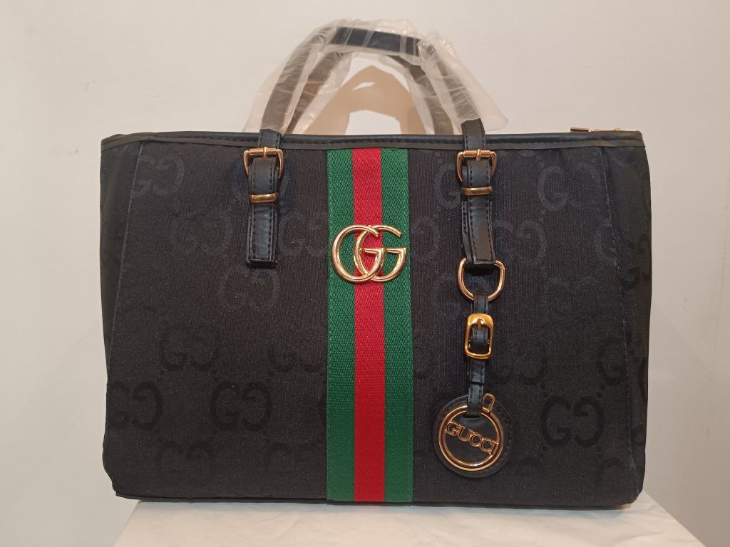 Vand geanta Gucci