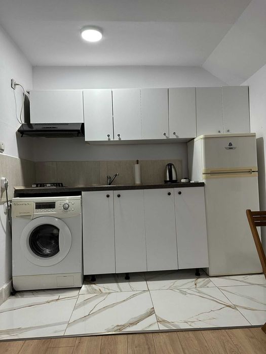 inchiriez apartament cu 1 camera -  anexa la casa tip studio