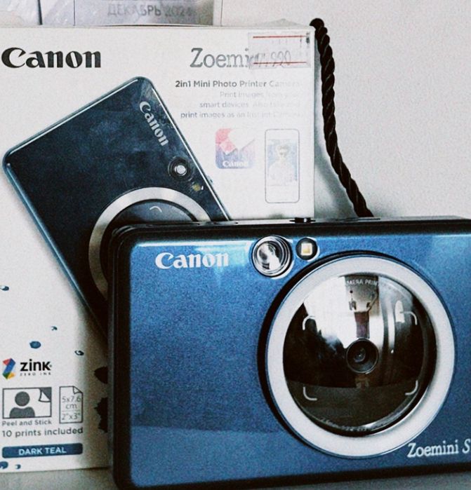 Фотокамера моментальной печати Canon Zoemini S2