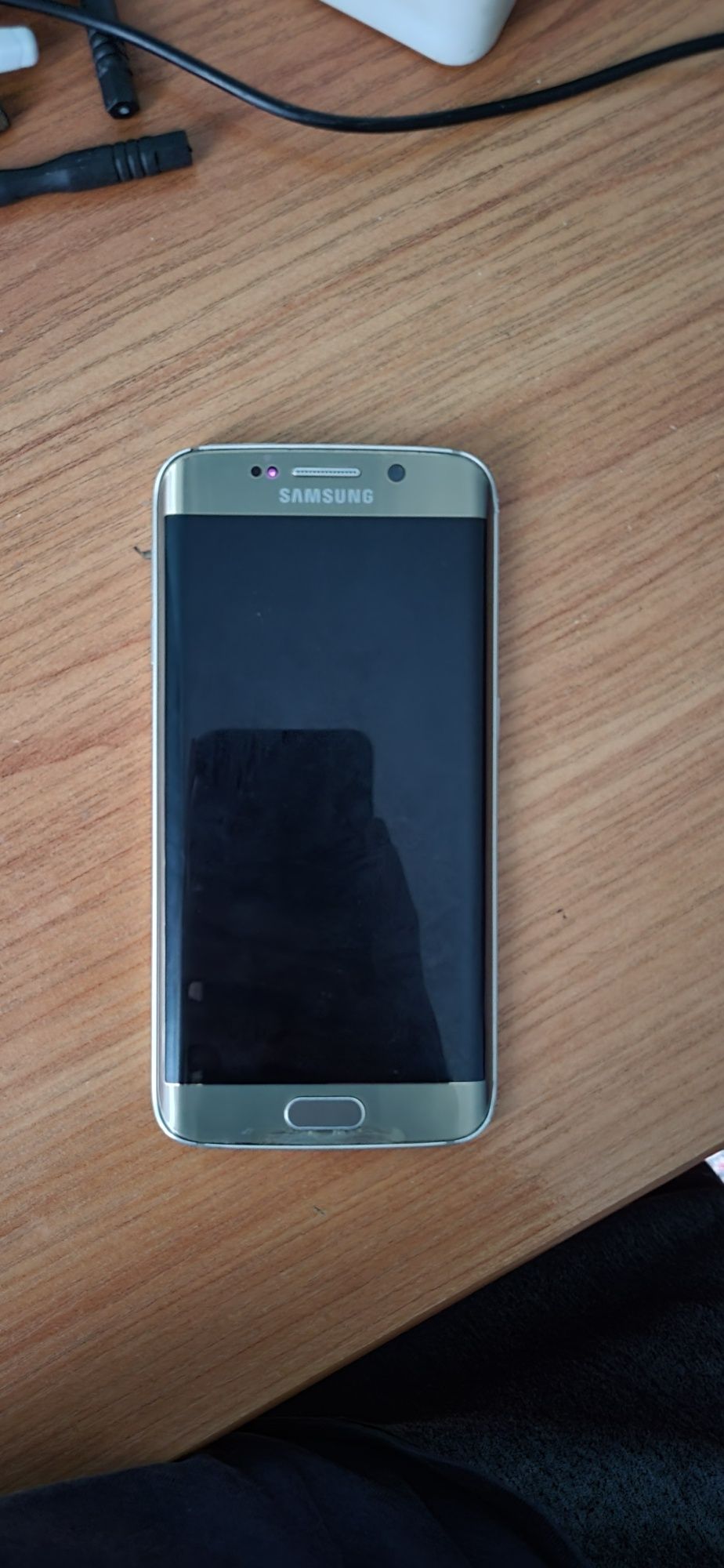 Продам Samsung s6 edge