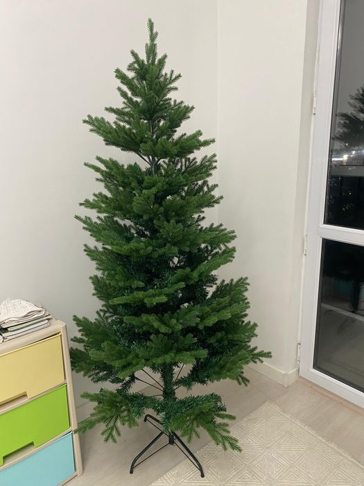 Исскусивенна елка