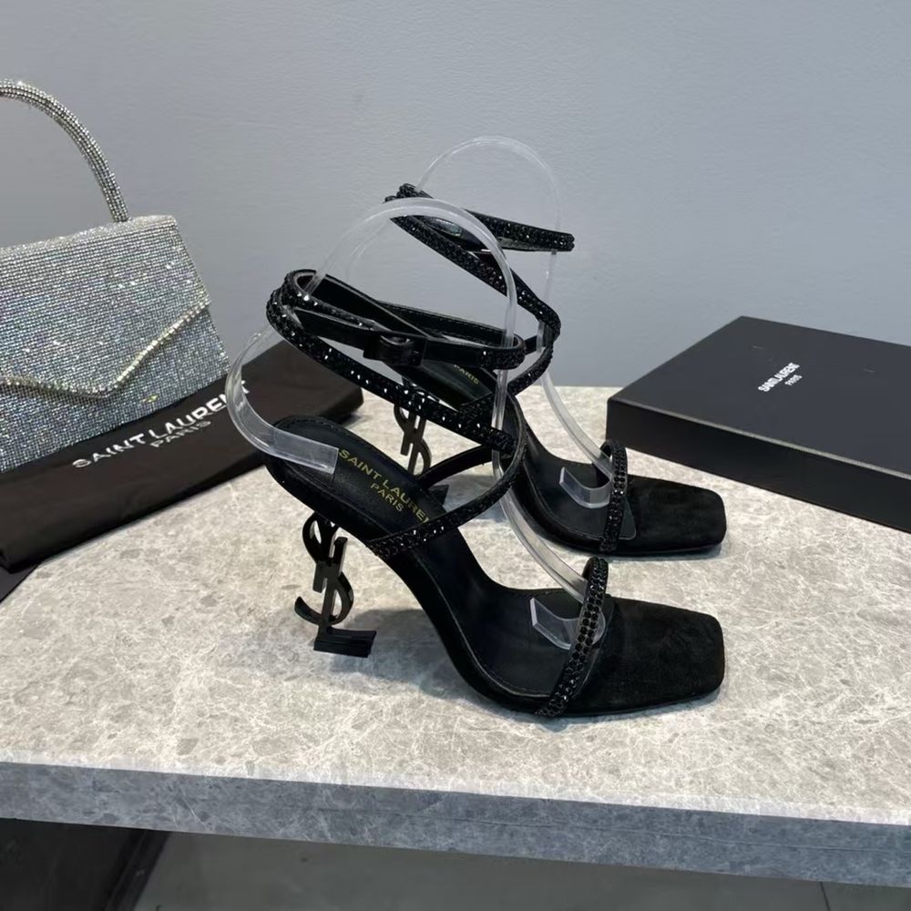 Saint Laurent дамски обувки на ток