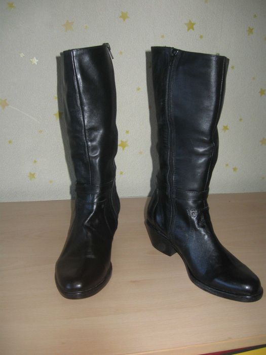 Шити и лепени кожени нови ботуши