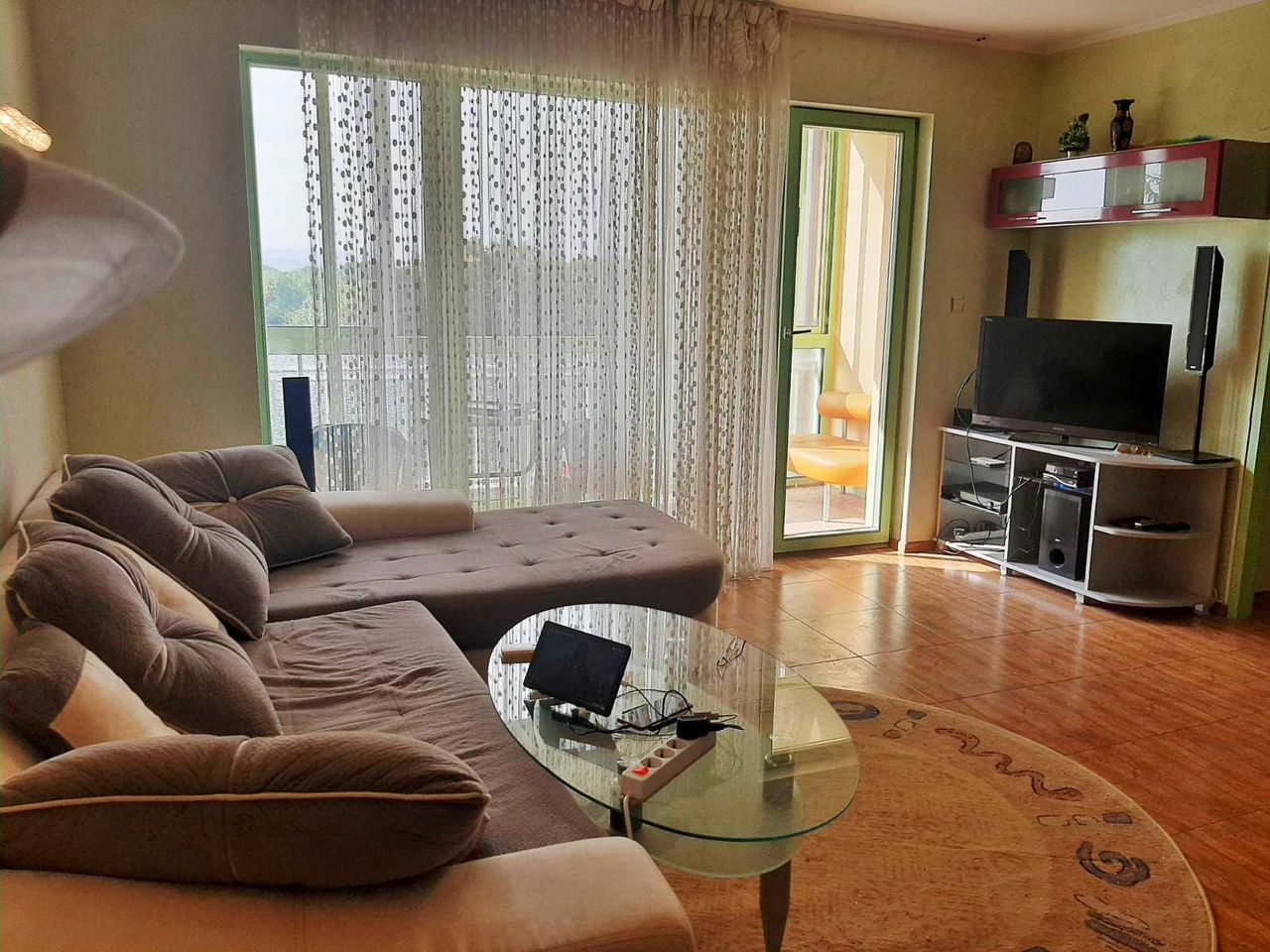 Продава се Тристаен апартамент в Несебър - 100 кв.м за 1300 €/кв.м - Снимка #2