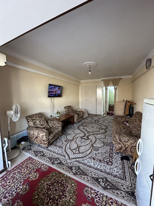 1 xonali uy srochna sotiladi