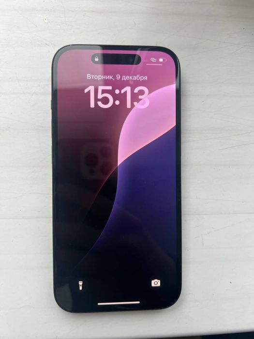 iPhone15 телефон в отличном состояний