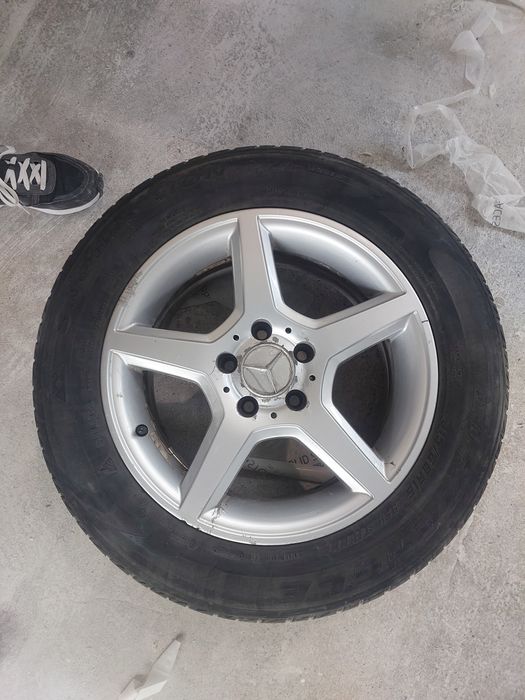 Продам колесо зимние сезонка мерседес