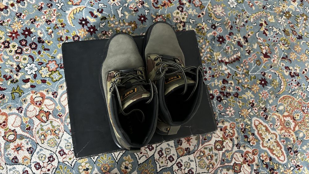 Продам осеннюю обувь CAT x Nigel Cauborn